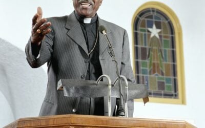 What Degree Is Needed to Become a Minister?